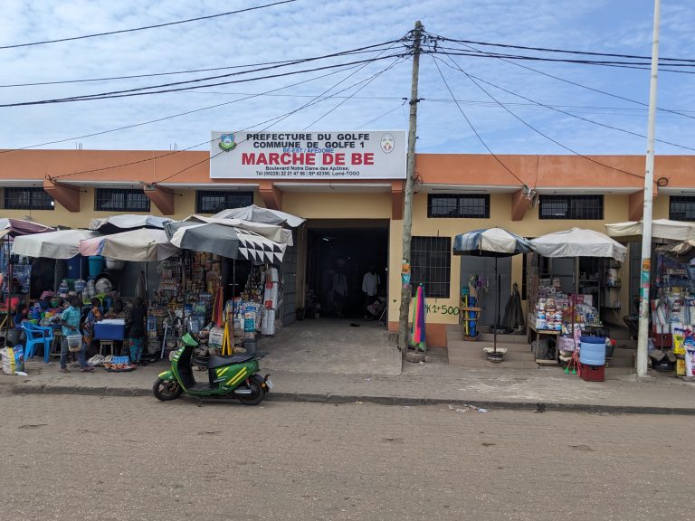 Marché de Bè